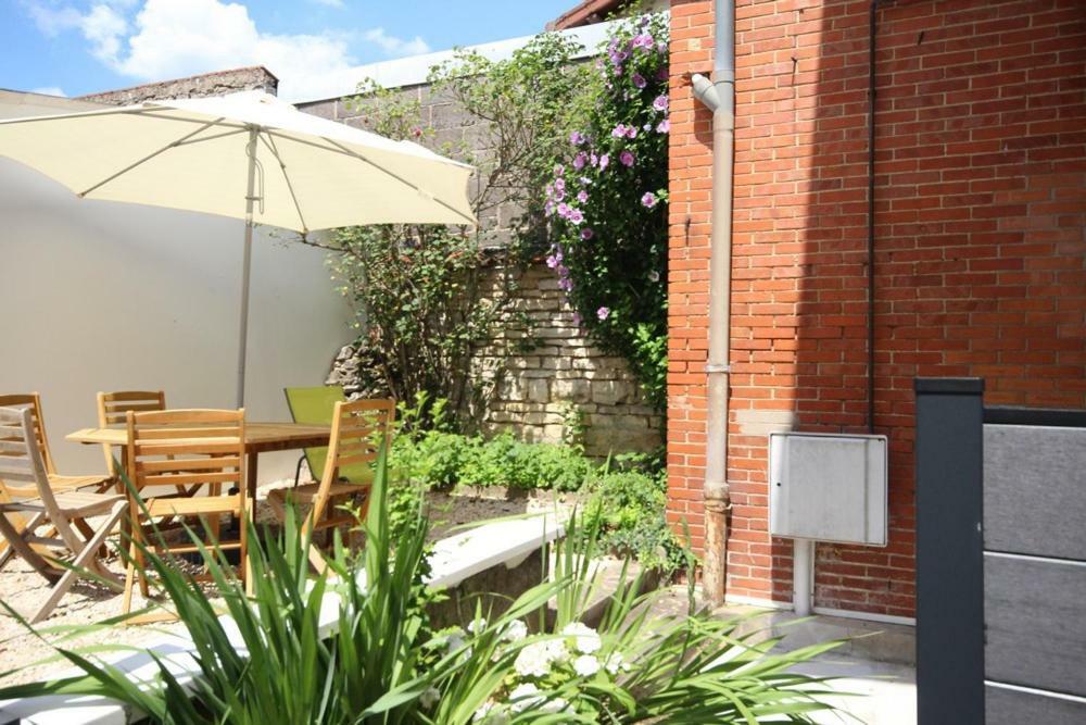 Appartements Le Cru Colbert Beaune  Buitenkant foto