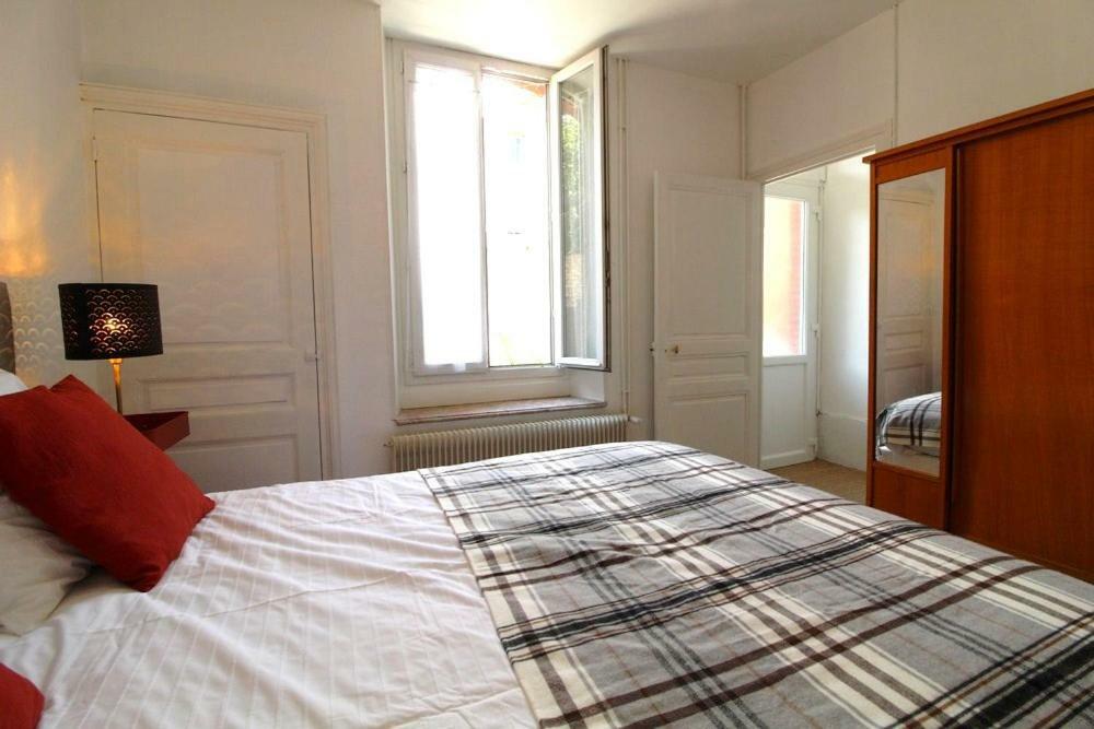 Appartements Le Cru Colbert Beaune  Buitenkant foto